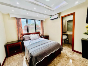 Suite de Lujo con Piscina en la Zona Más Exclusiva de Machala
